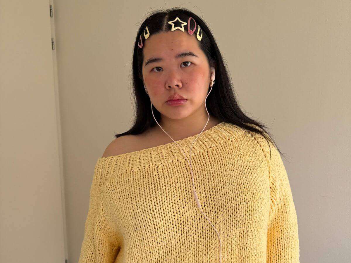 honey sweater